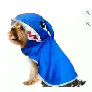 ❤️ BNWT Fetchwear Dog/Cat Shark  Raincoat/Halloween Costume, Size S Blue